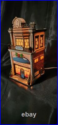 Dept 56 Christmas in the City Series Lafayette's Bakery #58953 Item#319