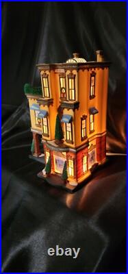 Dept 56 Christmas in the City Series Parkview Hospital #58947 item #326