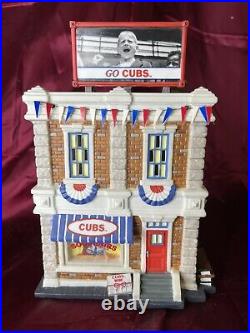 Dept 56 Christmas in the City, Souvenir Shops Chicago Cubs #59227