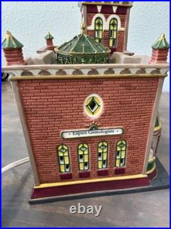 Dept 56 Christmas in the City Sterling Jewelers #56-58926 Retired Great Conditio