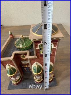 Dept 56 Christmas in the City Sterling Jewelers #56-58926 Retired Great Conditio