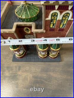Dept 56 Christmas in the City Sterling Jewelers #56-58926 Retired Great Conditio