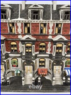 Dept 56 Christmas in the City Sutton Place Brownstones Heritage Village 5961-7