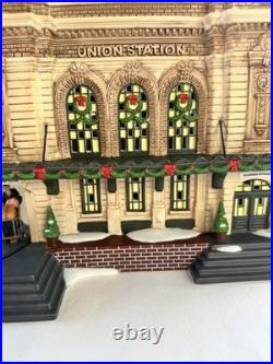 Dept 56 Christmas in the City Union Station Collectors' Edition # 2147 / 7000