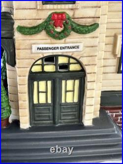 Dept 56 Christmas in the City Union Station Collectors' Edition # 2147 / 7000