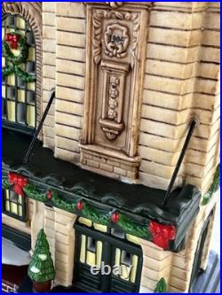 Dept 56 Christmas in the City Union Station Collectors' Edition # 2147 / 7000