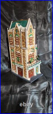 Dept 56 Christmas in the City University Club #58945 Item#309