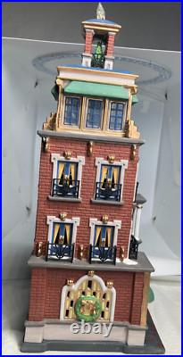 Dept 56, Christmas in the city Paramount Hotel #58911 with box, sleeve & light Dept 56, Christmas in the city Paramount Hotel #58911 with box, sleeve & light