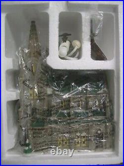 Dept 56 Christmas in the cityCathedrl of St. Nicholas #59248 Mint Condition
