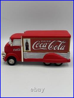 Dept 56 Coca-Cola Soda Fountain Christmas in the City Village 59221