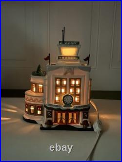 Dept 56 Deerfield Airport Christmas in the City Series Rare All Pieces Works