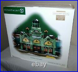 Dept 56 East Harbor Ferry Terminal 59254 Christmas In The City # 2005 Of 15,000