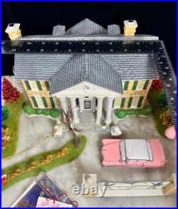 Dept 56 Elvis Presley's Graceland Christmas Special Edition Gift Set No Adapter