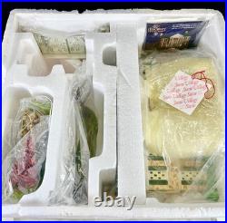 Dept 56 Elvis Presley's Graceland Christmas Special Edition Gift Set No Adapter