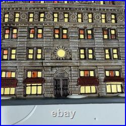 Dept 56 Flatiron Building Christmas in the City Illuminated No Statue, No Chips