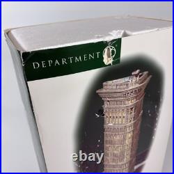 Dept 56 Flatiron Building Christmas in the City Illuminated No Statue, No Chips