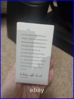 Dept 56 HOLIDAY COFFEE BREAK #4025251 Figurine Christmas In The City