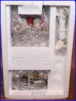 Dept 56 Harrison House 59211 Christmas In The City CIC Village Figure Accessory