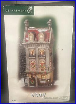 Dept 56 Harrison House Christmas in the City #59211 EUC