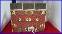 Dept 56 Heritage Village Christmas in the City Sutton Place Brownstones MINT