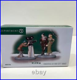 Dept 56 It's A Wrap 807256 Christmas In The City Charming Accessory NIB Dept 56 It's A Wrap 807256 Christmas In The City Charming Accessory NIB