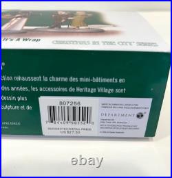 Dept 56 It's A Wrap 807256 Christmas In The City Charming Accessory NIB Dept 56 It's A Wrap 807256 Christmas In The City Charming Accessory NIB