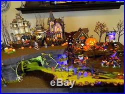 Dept 56, Lemax Display Platform! Crystal Cave For Halloween! Slimey Swamp
