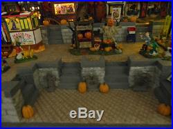 Dept 56, Lemax Display Platform! The Plaza! Halloween & New England, Christmas