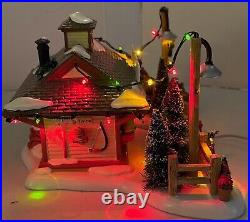 Dept 56 Lyndale Tree Lot Original Snow Village Lighted 10x8x6 2008 Retired