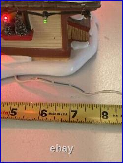 Dept 56 Lyndale Tree Lot Original Snow Village Lighted 10x8x6 2008 Retired