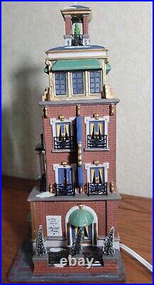 Dept 56 Paramount Hotel #56.58911 Christmas in the City New York Retired