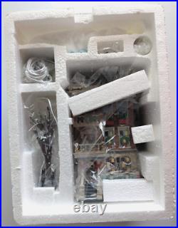 Dept 56 Parkside Holiday Brownstone Christmas in the City Gift Set