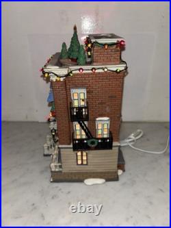 Dept 56 Parkside Holiday Brownstone Christmas in the City Village Lighted House