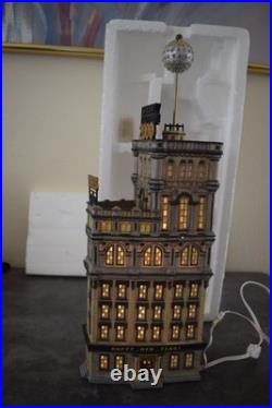 Dept 56 THE TIMES TOWER 2000 New Year Special Edition Village WORKS