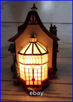 Dept. 56 Tavern In The Park Restaurant #58928 Christmas In The City Series