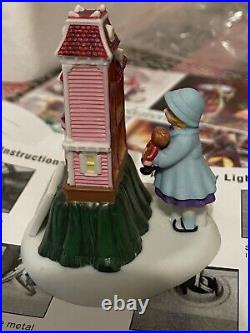 Dept. 56 Victoria's Doll House #56.59257 Christmas In The City. Slight Damage