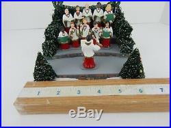 Dept 56 Village Animated Holiday Singers #52505 Old Store Stock Works Well