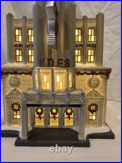 Dept 56 WDFS Radio Christmas In The City Village Accessories Set of 2