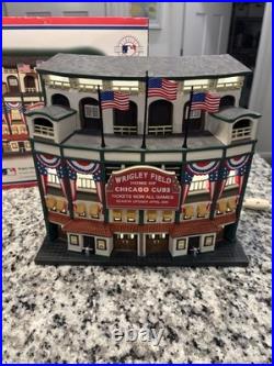 Dept 56 Wrigley Field Chicago Cubs 2001 Christmas in the City With Box