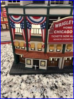 Dept 56 Wrigley Field Chicago Cubs 2001 Christmas in the City With Box