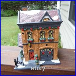 Dept 56 city park carriage house 4023614 Christmas In The City Set-retired