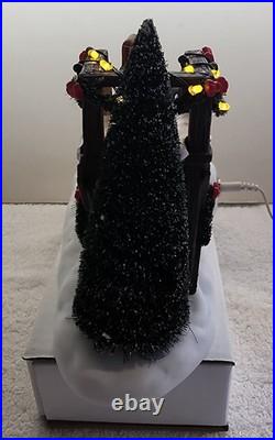 Deptment 56 Christmas in the City City Sledding With AC adapter