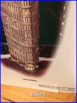Flatiron Building Christmas in the City Department 56