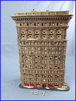 Flatiron Building Dept. 56 Christmas In The City #59260 Retired SUPER CLEAN