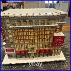 Hawthorne Village MACY'S Christmas In New York Collection With Santa HTF Rare Hawthorne Village MACY'S Christmas In New York Collection With Santa HTF Rare
