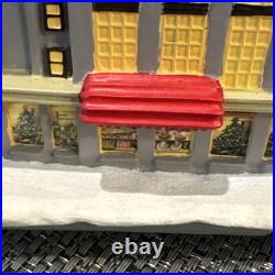 Hawthorne Village MACY'S Christmas In New York Collection With Santa HTF Rare Hawthorne Village MACY'S Christmas In New York Collection With Santa HTF Rare