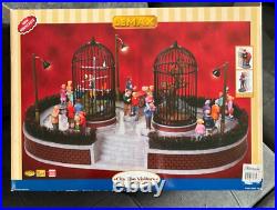 Lemax Village Collection City Zoo Visitors new in box works great see video