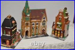Multiply Pieces Heritage Village Collection Christmas In The City Series