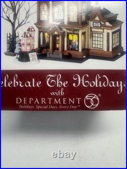 NEW Department 56 Victoria's DollHouse Christmas in The City-Christmas Village