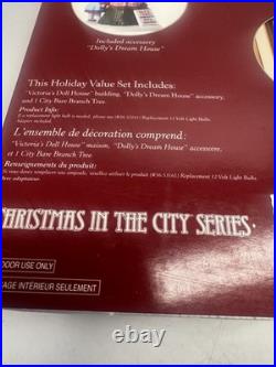 NEW Department 56 Victoria's DollHouse Christmas in The City-Christmas Village